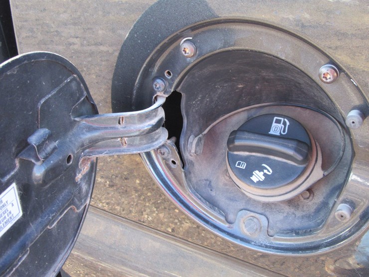 2004-chevrolet-2500-image-12