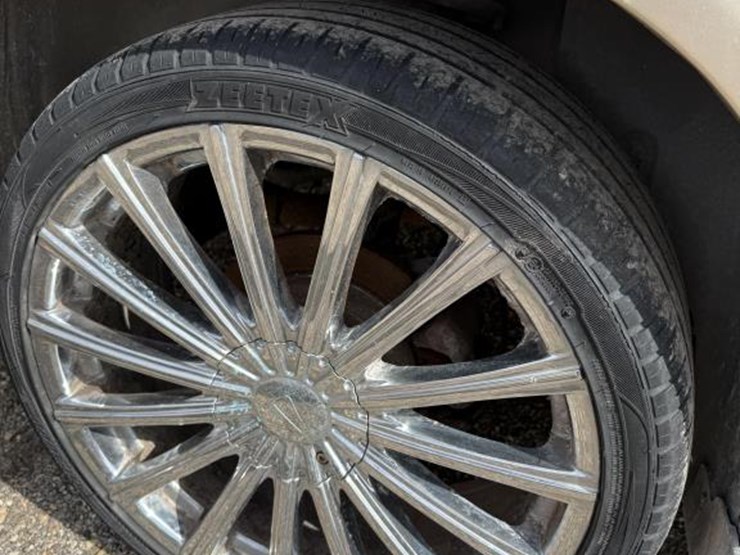 #74-•-2004-chevrolet-impala-image-8