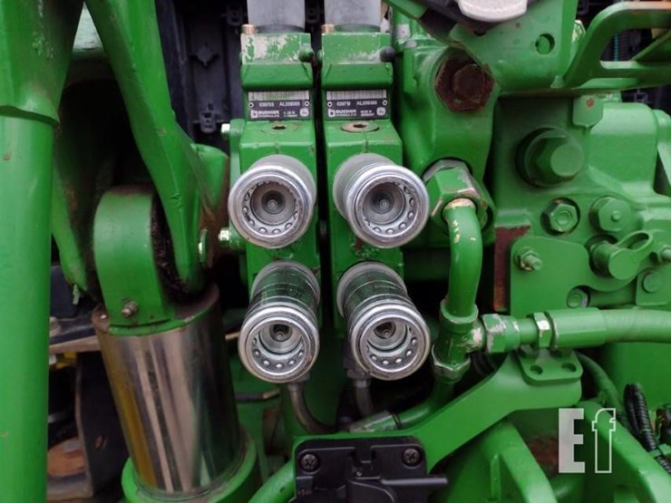 2014-john-deere-6140m-image-19