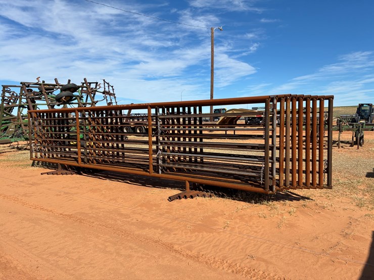 #t8298-•-(10)-cattle-panels-image-1