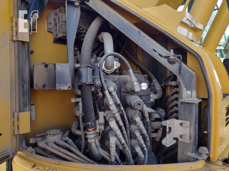 kobelco-sk230sr-lc-5-image-46