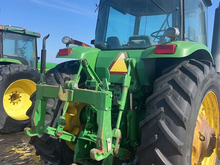 john-deere-8220-image-9