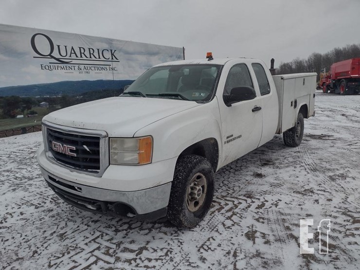 2008-gmc-3500-image-31