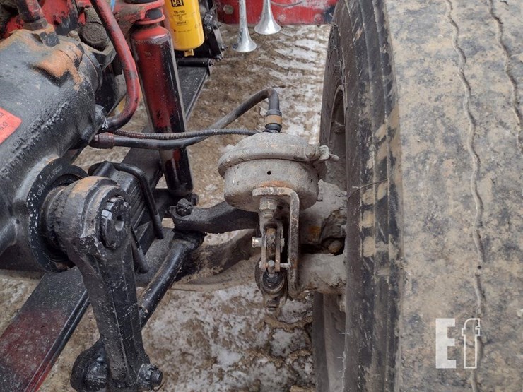 2000-international-9900-image-25