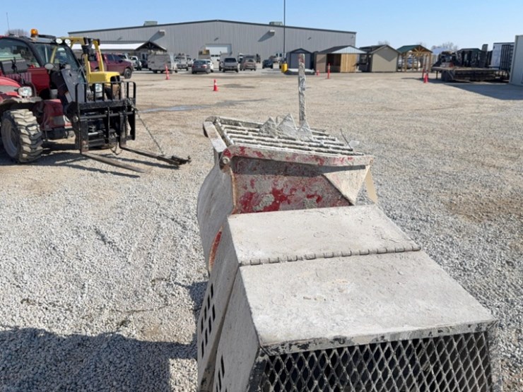 concrete-mixer-with-honda-motor-image-9