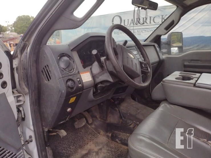 2012-ford-f550-image-11