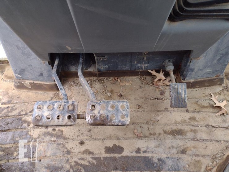 2002-case-580sl-image-10