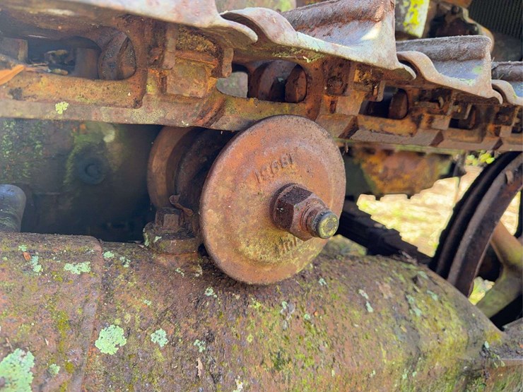 caterpillar-2-ton-image-35