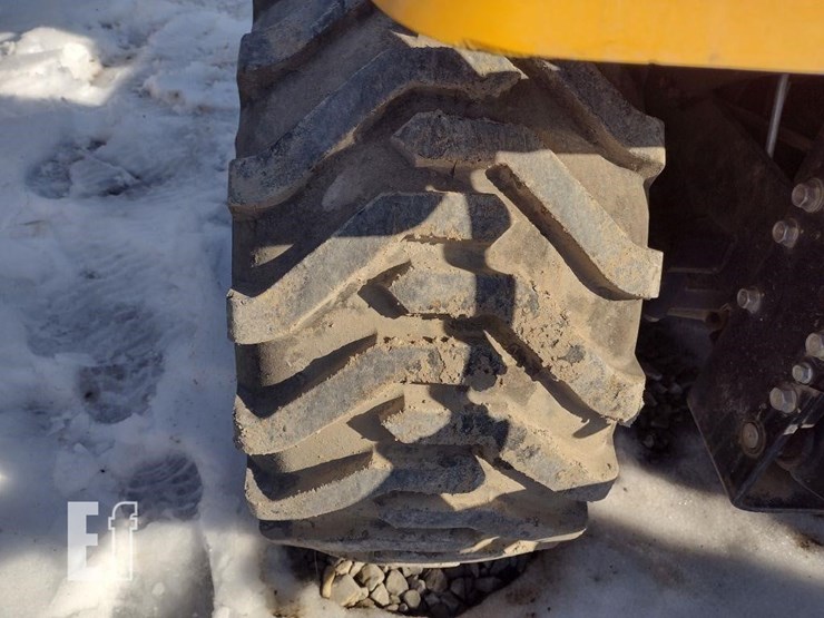 cub-cadet-c2400-tractor-4347-image-16