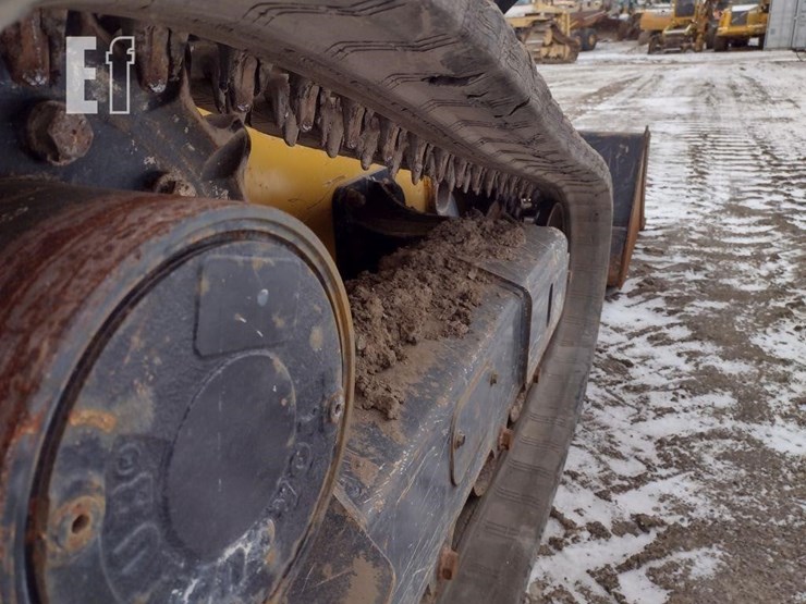 2021-deere-325g-image-30