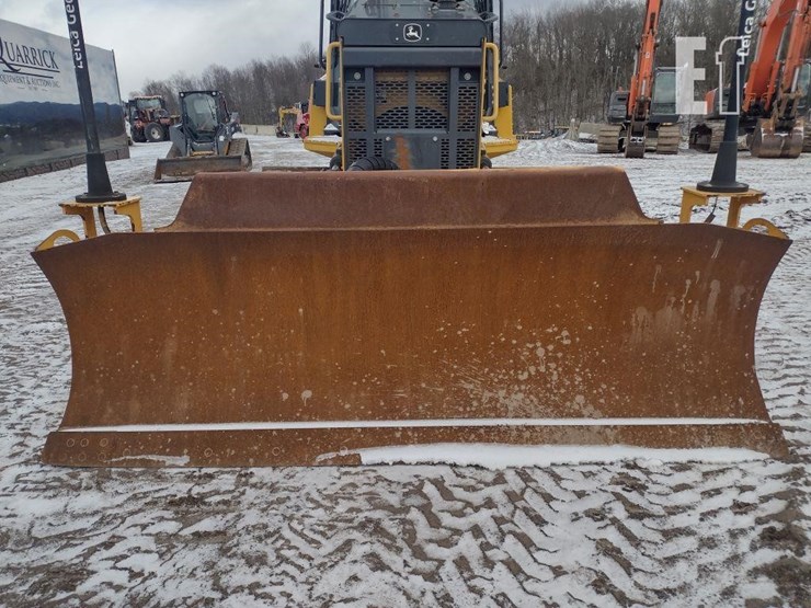 2022-deere-700l-lgp-image-16