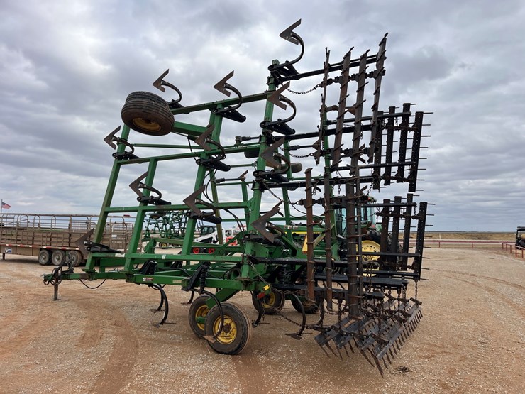 2000-john-deere-680-image-17