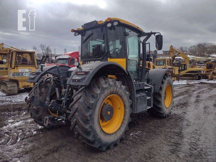 jcb-fastrac-4220-image-34