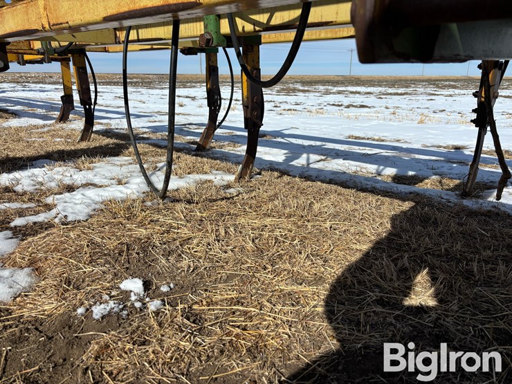 hamby-4x4-toolbar-nh3-chisel-image-18