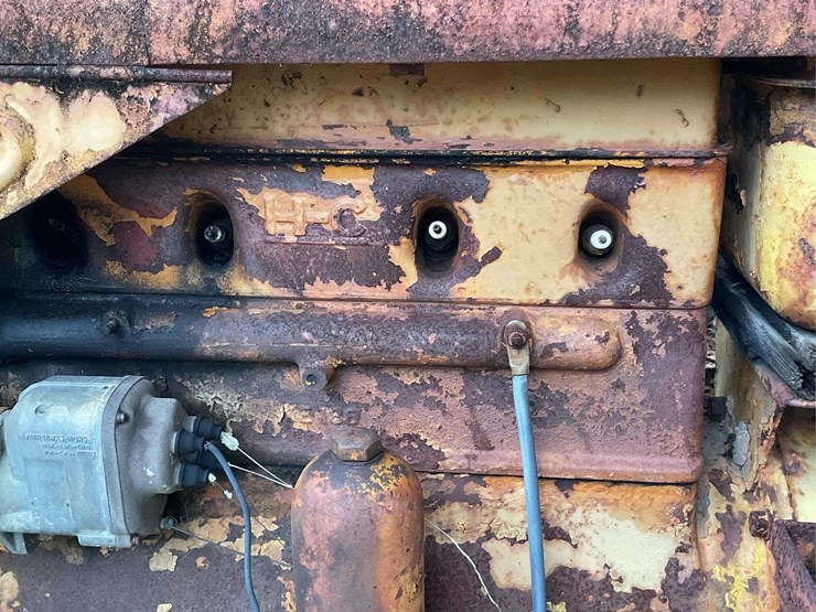 minneapolis-moline-parts-tractor-image-23