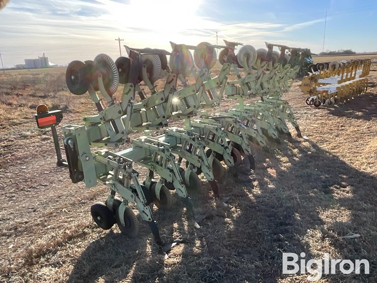 2012-orthman-16r30-cultivator-image-7