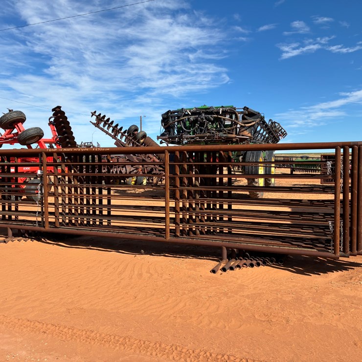 #T8264 • (10) Cattle Panels
