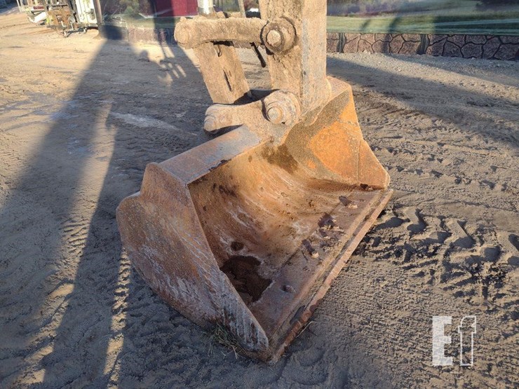 2000-deere-270c-lc-image-16