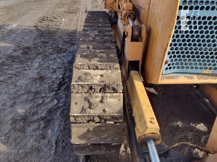 komatsu-d31a-17-image-37