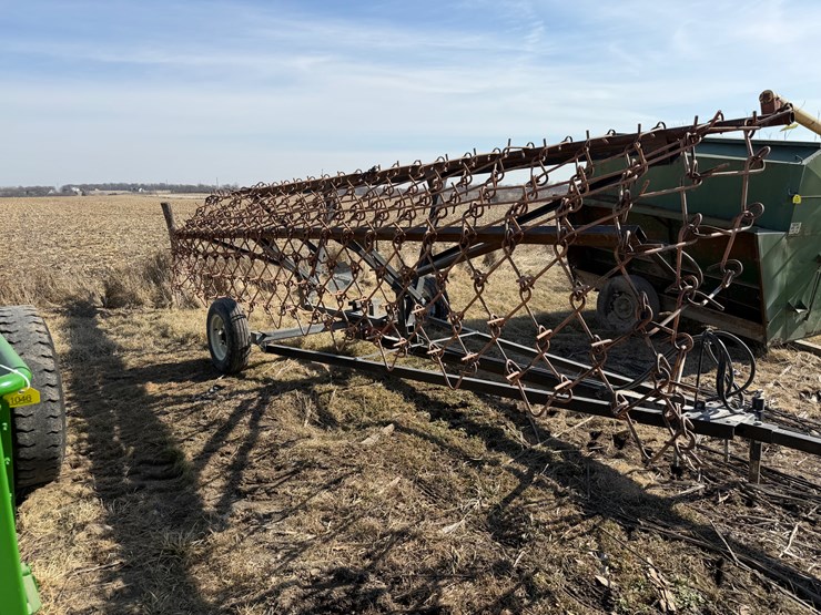 #1074-•-pull-behind-harrow-image-2