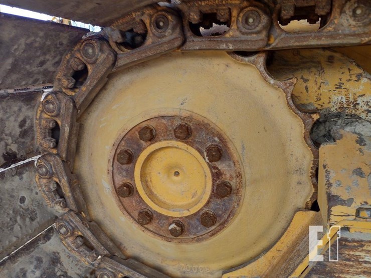 2020-deere-450k-image-23