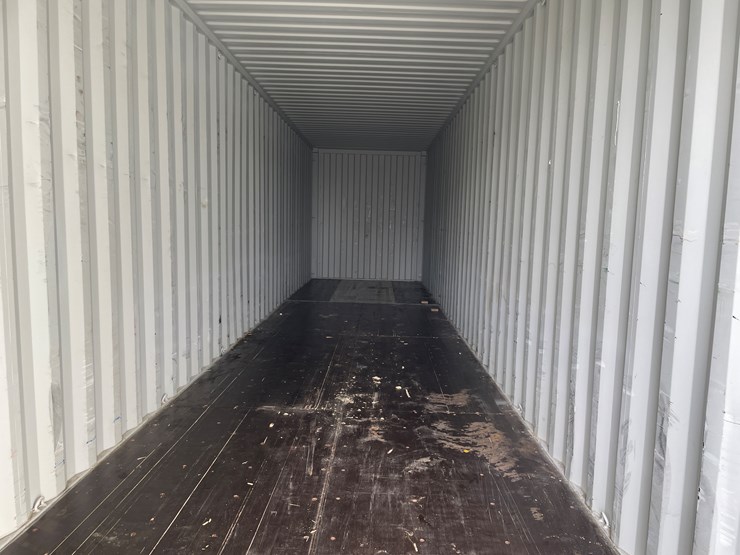 #2041-•-40'-shipping-container-image-6