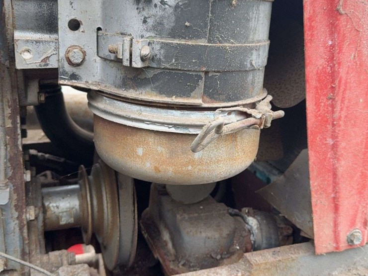 massey-ferguson-98-image-18