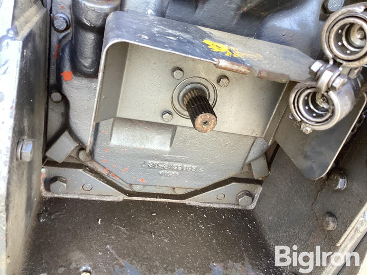 1987-white-2-155-image-16