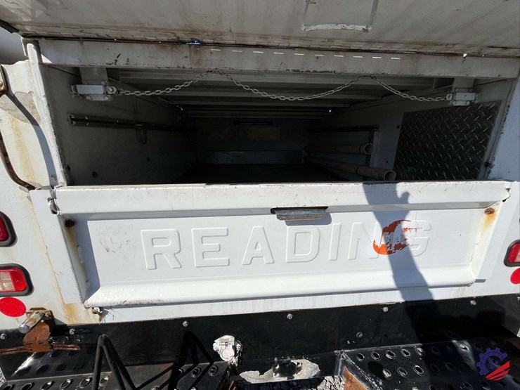 2010-chevrolet-silverado-s/a-service-truck-image-33