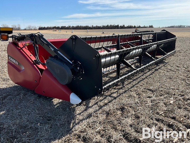 2017-case-ih-3020-image-3