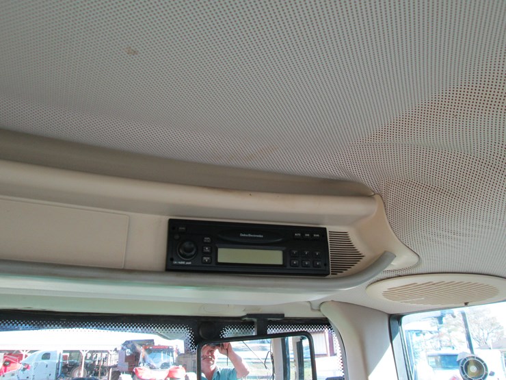 2006-john-deere-7420-image-44