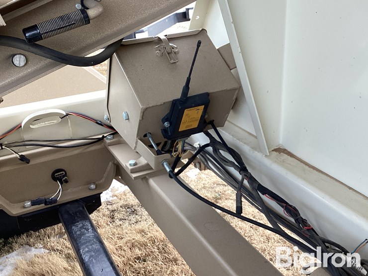 2014-unverferth-3750-image-10