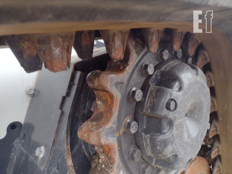 2022-bobcat-t595-image-30