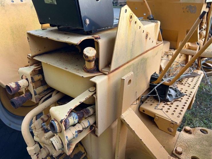 minneapolis-moline-jet-star-3-image-45