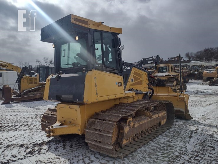 2022-deere-700l-lgp-image-45