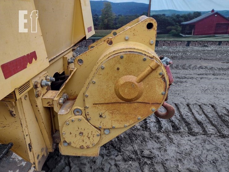 2012-deere-700k-lgp-image-46