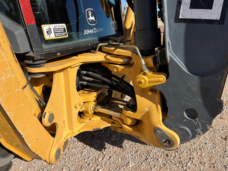 2012-deere-310s-image-18