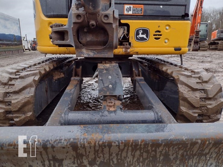 2023-deere-30g-image-22