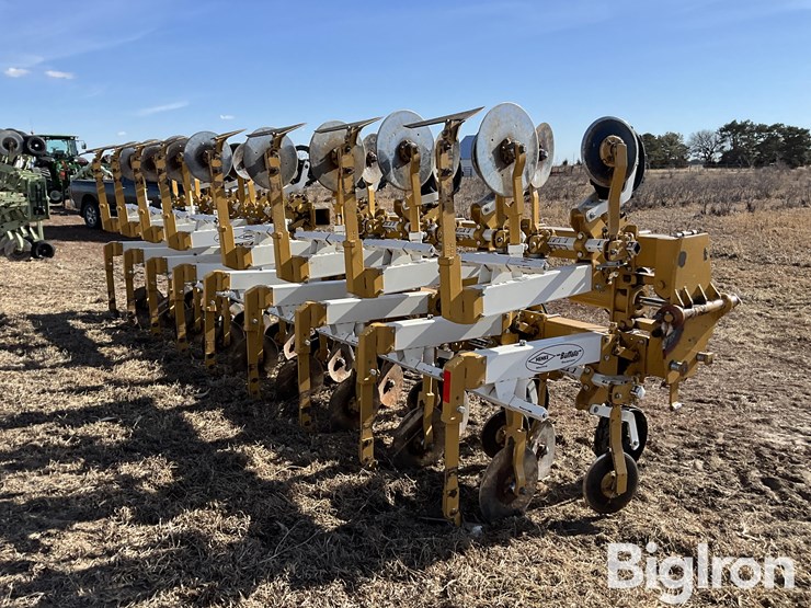 2017-buffalo-63071630-16r30-cultivator-image-5