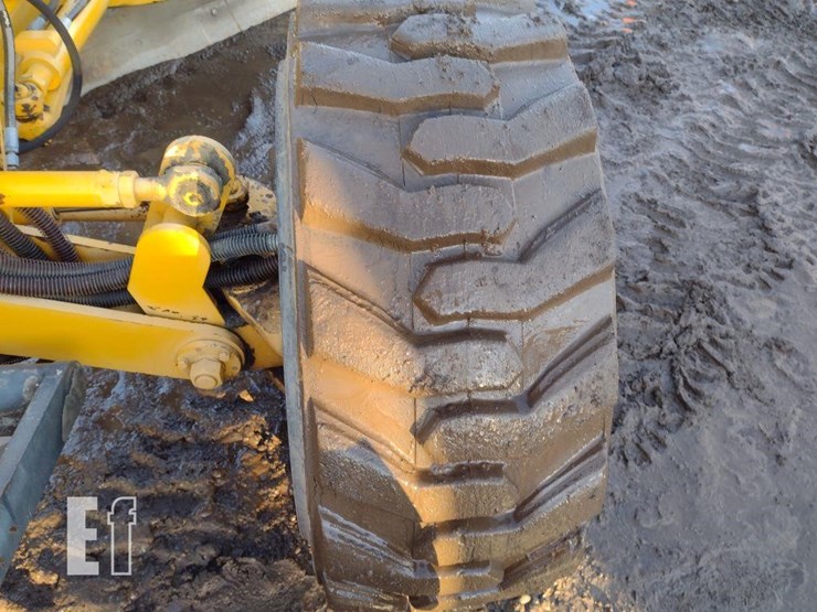 2004-volvo-g86-image-20