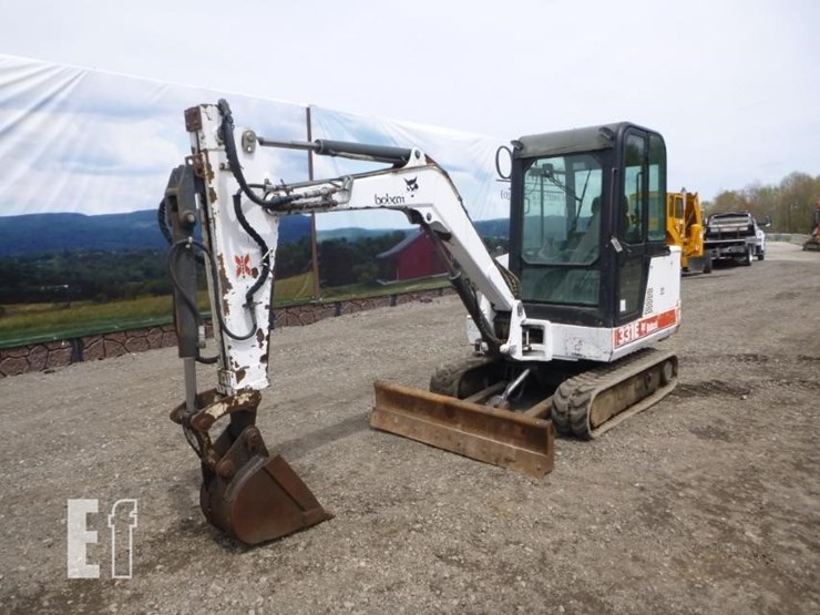 2001-bobcat-331e-image-44