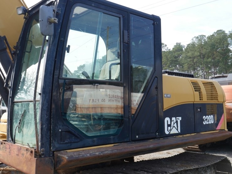 caterpillar-320dl-image-9