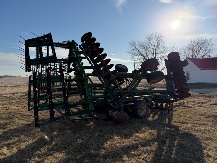 john-deere-630-image-4