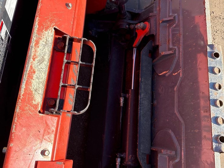 kubota-svl75-2-image-11