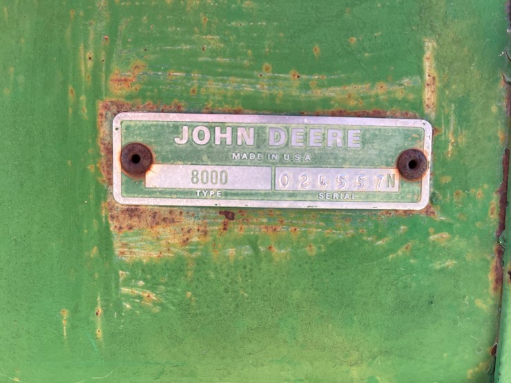 john-deere-8300-image-16