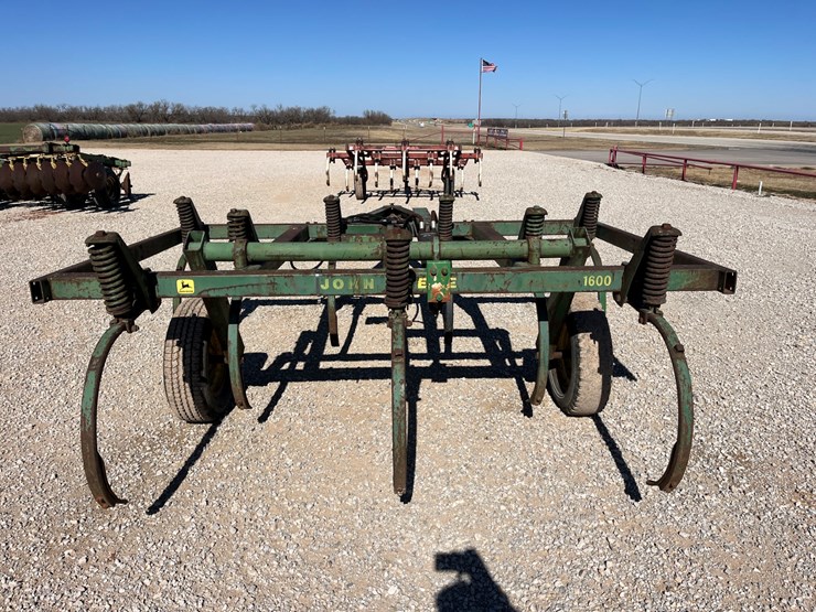 john-deere-1600-image-6