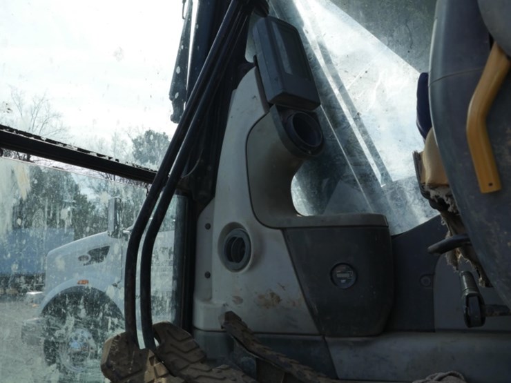 caterpillar-320dl-image-14