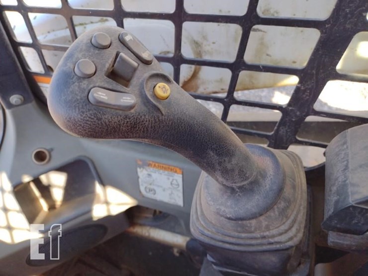 2020-bobcat-t590-image-9