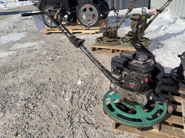 2'-power-trowel-with-honda-motor-image-1