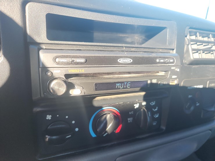 2002-ford-f250-image-19